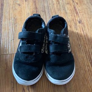 Toddler vans size 9